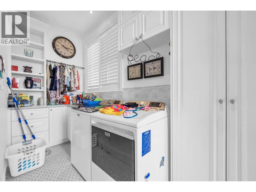 2875 Trimble Street — photo 14 of 40