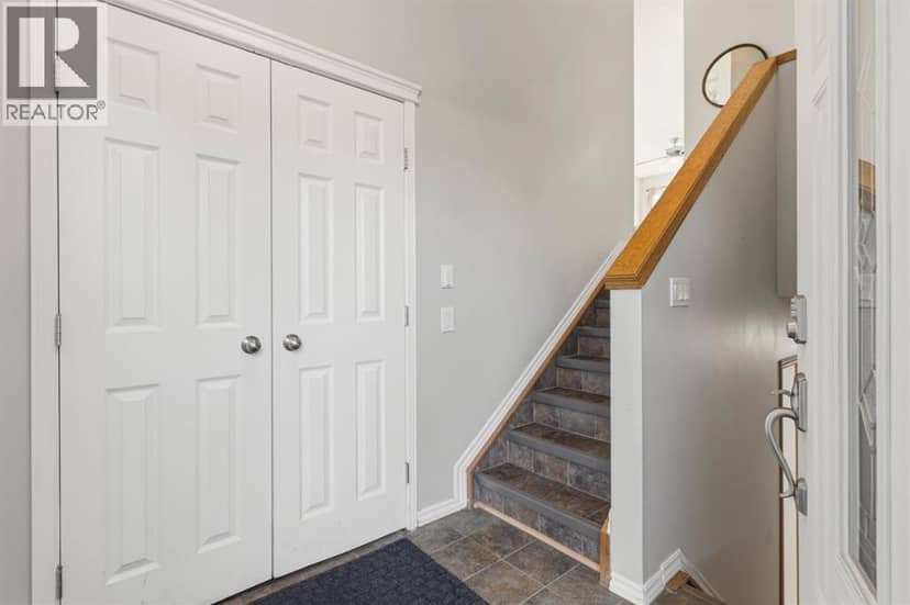 1541 Big Springs Way SE, Airdrie, photo 2