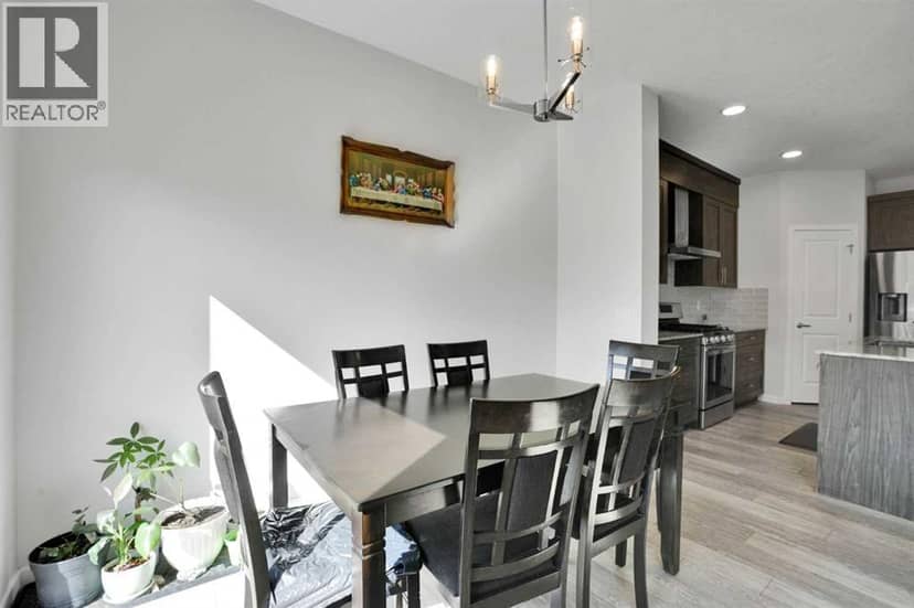 235 Clydesdale Avenue — photo 17 of 40