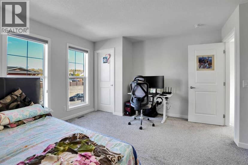 235 Clydesdale Avenue — photo 23 of 40