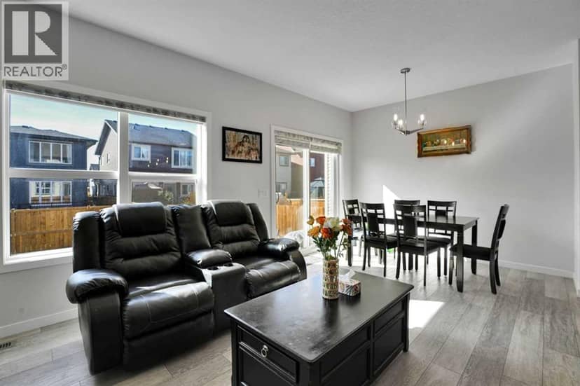 235 Clydesdale Avenue — photo 12 of 40