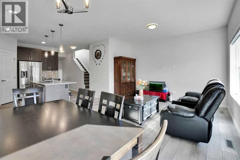 235 Clydesdale Avenue — photo 18 of 40
