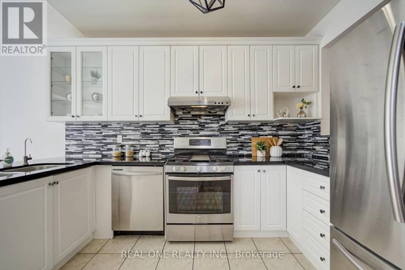 39 Balsamwood Road — photo 13 of 40