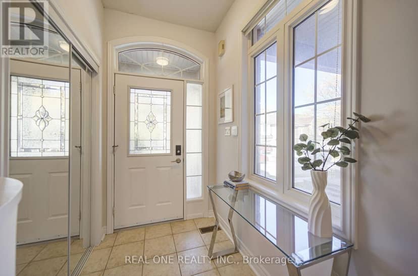 39 Balsamwood Road, Vaughan, photo 3