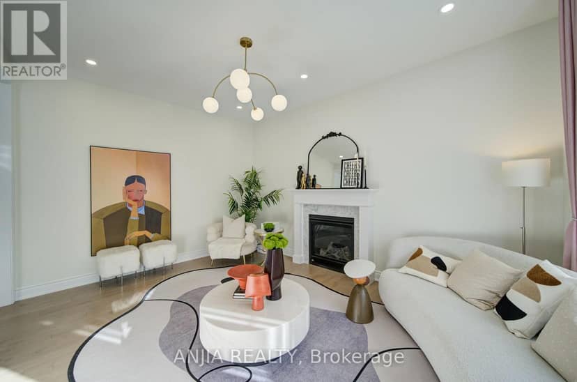 107 Guardhouse Crescent — photo 10 of 40