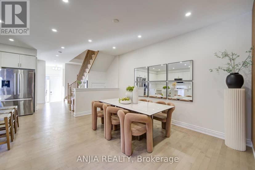 107 Guardhouse Crescent — photo 22 of 40