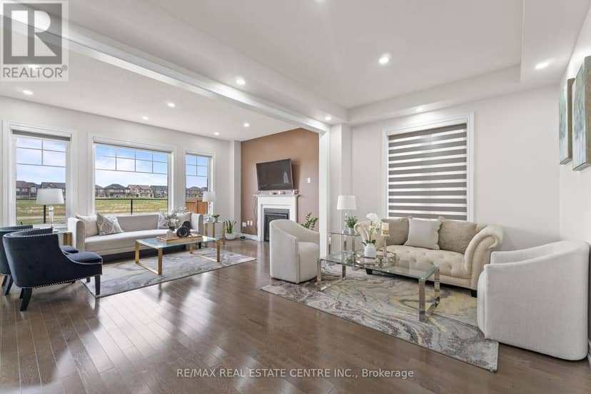 8 Oconnor Crescent — photo 4 of 20