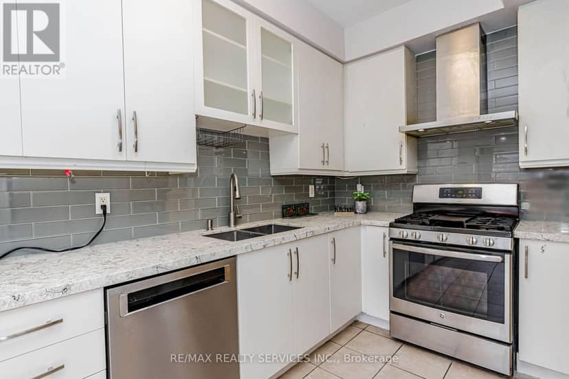 1857 Stevington Crescent — photo 13 of 40