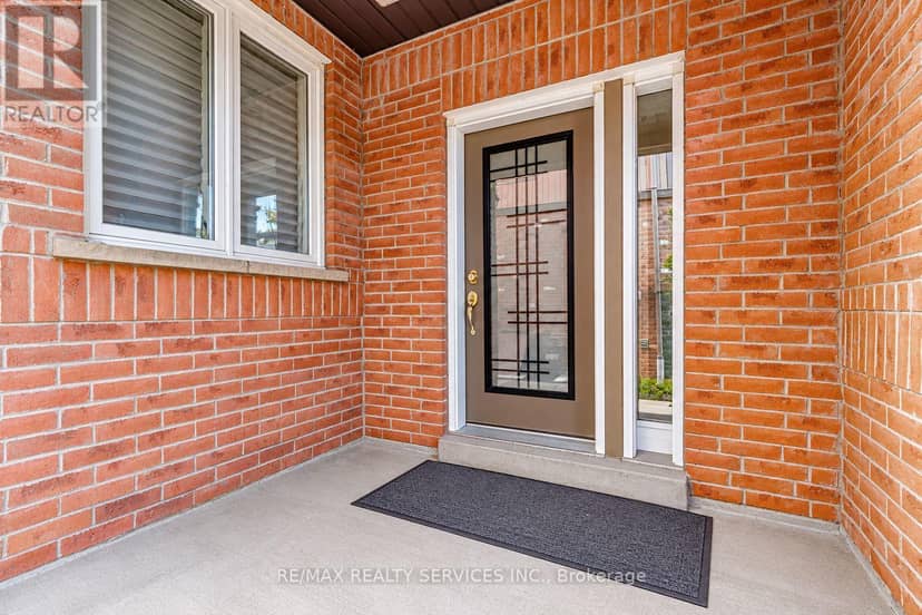 1857 Stevington Crescent, Mississauga, photo 3