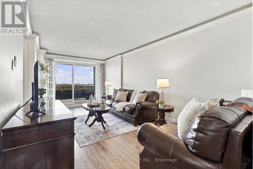 1110 - 355 Rathburn Road E — photo 11 of 38