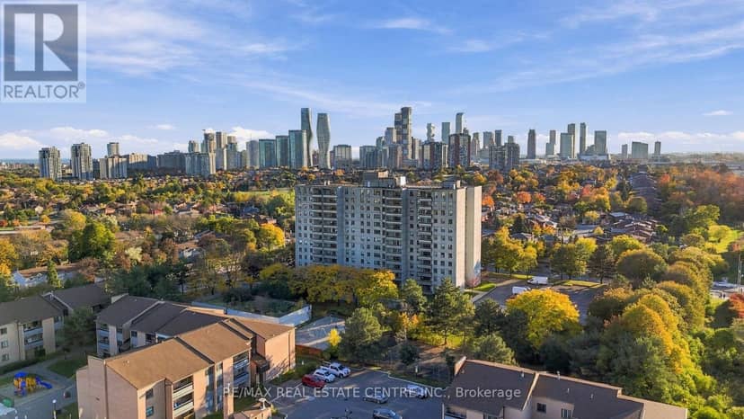 1110 - 355 Rathburn Road E, Mississauga, photo 2