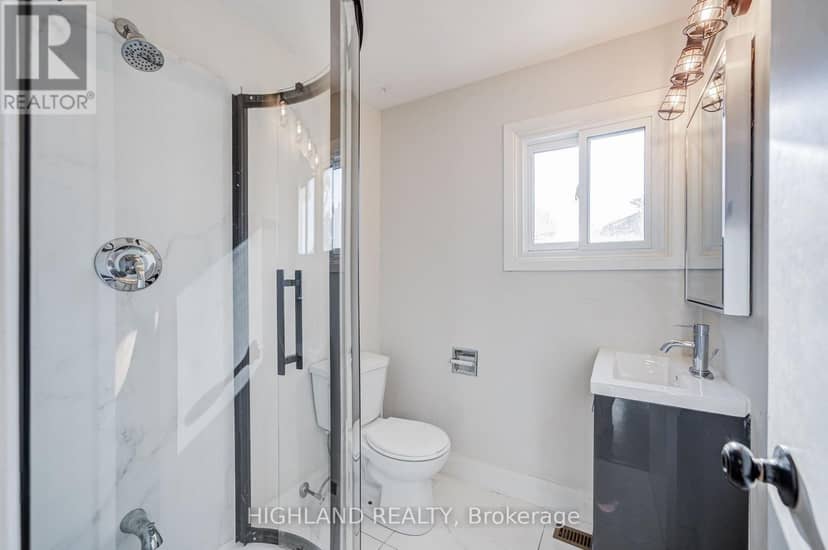 2032 Glenada Crescent — photo 17 of 20