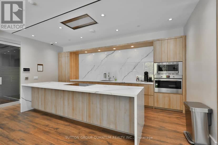 1009 - 21 Park Street E — photo 28 of 36
