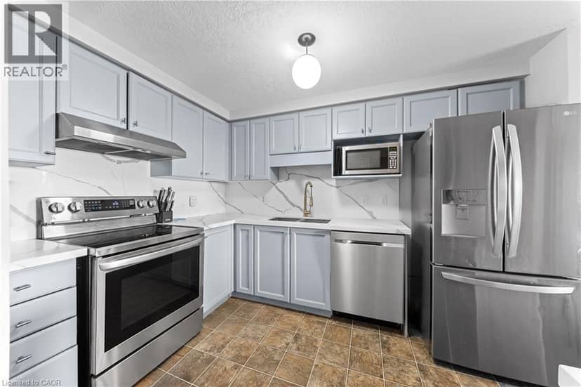 245 RED CLOVER Court, Kitchener, photo 8