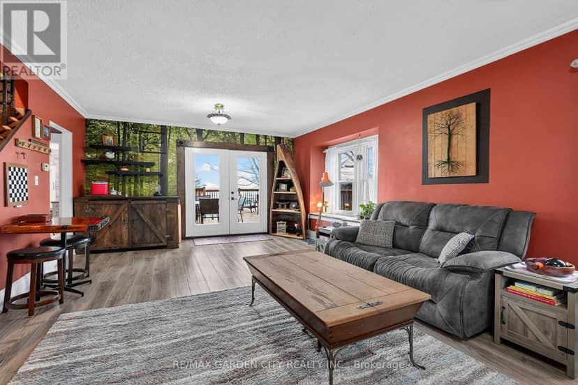3745 King Street — photo 10 of 40