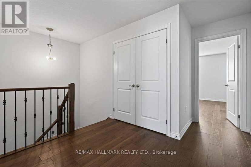 8 - 4297 East Avenue — photo 15 of 32