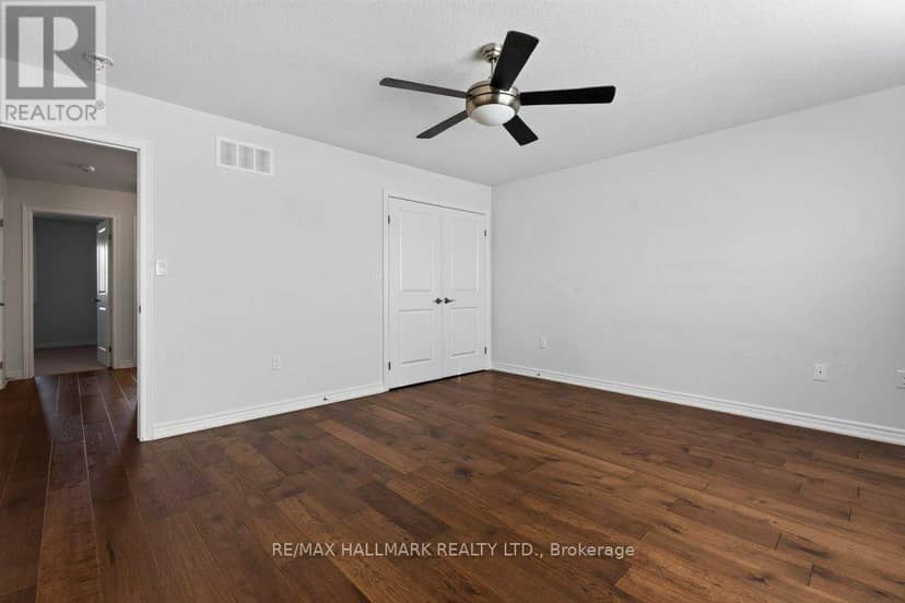 8 - 4297 East Avenue — photo 17 of 32