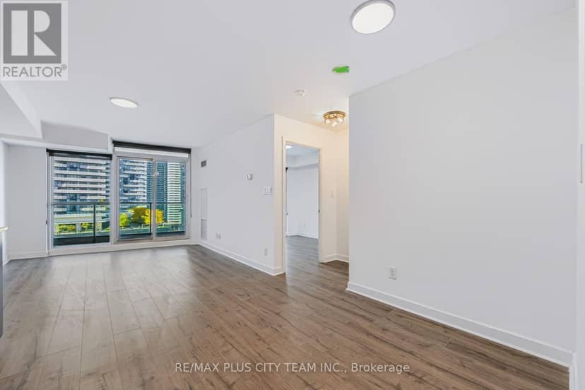 1502 - 33 Bay Street — photo 2 of 40