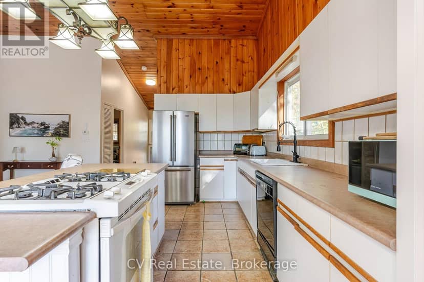 64 Wahnekewening Drive — photo 23 of 40