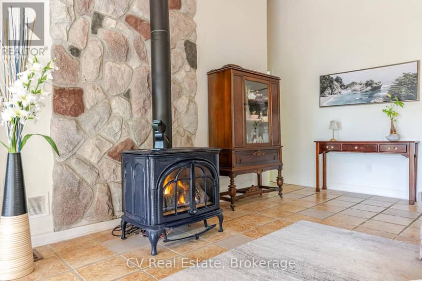 64 Wahnekewening Drive — photo 21 of 40