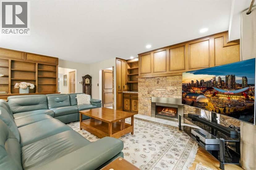 340 Pump Hill Gardens SW — photo 9 of 40