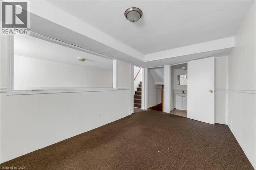 16 CRYSTAL Court — photo 21 of 30
