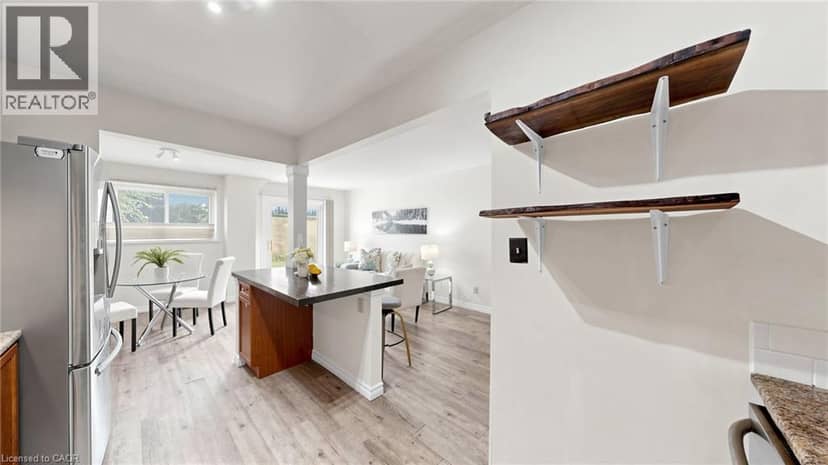 304 BLUEVALE Street Unit# B — photo 12 of 40