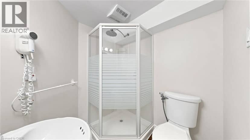 304 BLUEVALE Street Unit# B — photo 38 of 40