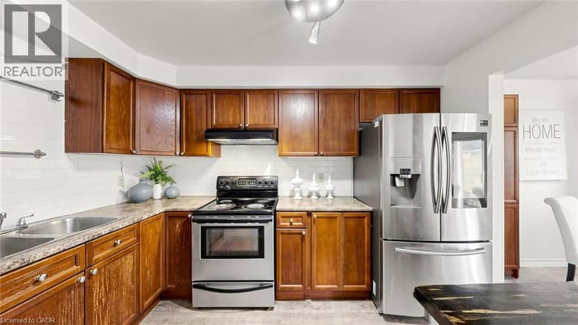 304 BLUEVALE Street Unit# B — photo 14 of 40