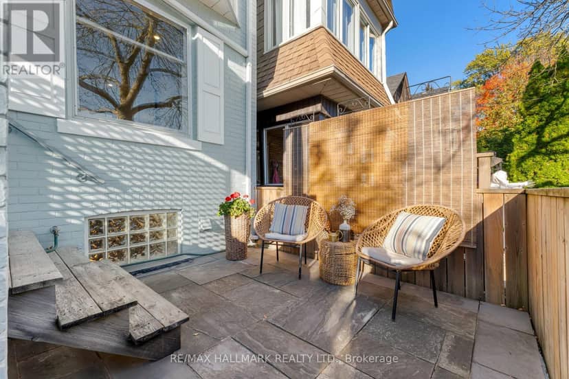 132 Duvernet Avenue, Toronto, photo 2