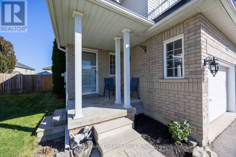 213 Hutton Place, Clarington, photo 5