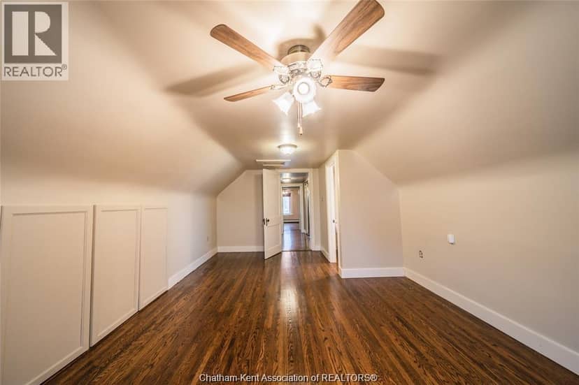 26 Kendall STREET — photo 21 of 40