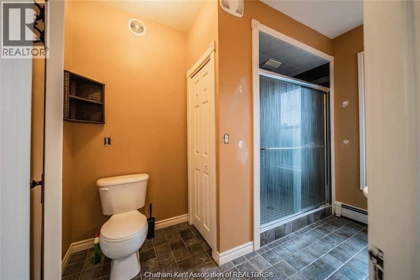 26 Kendall STREET — photo 13 of 40