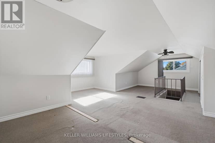 96 Dakin Street — photo 23 of 40