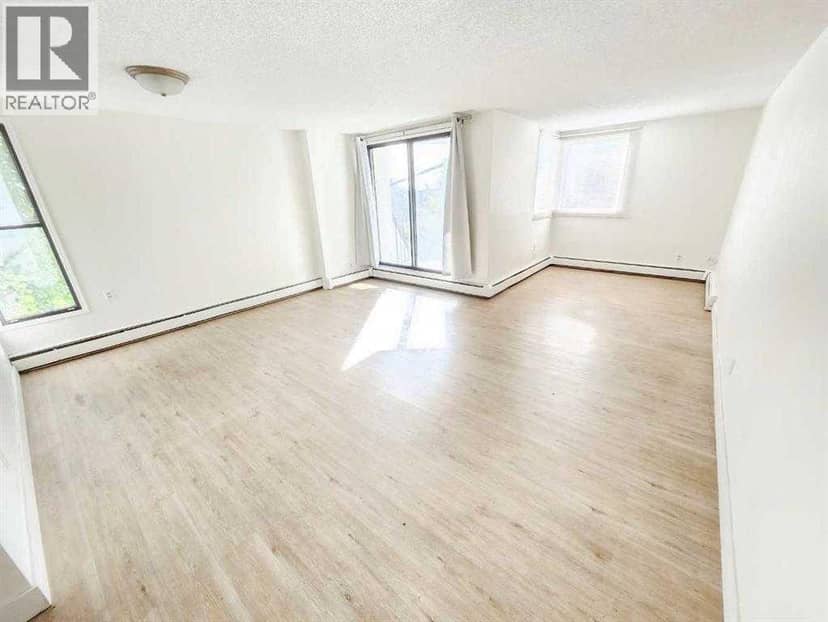 423 3 Avenue NE, Calgary, photo 6