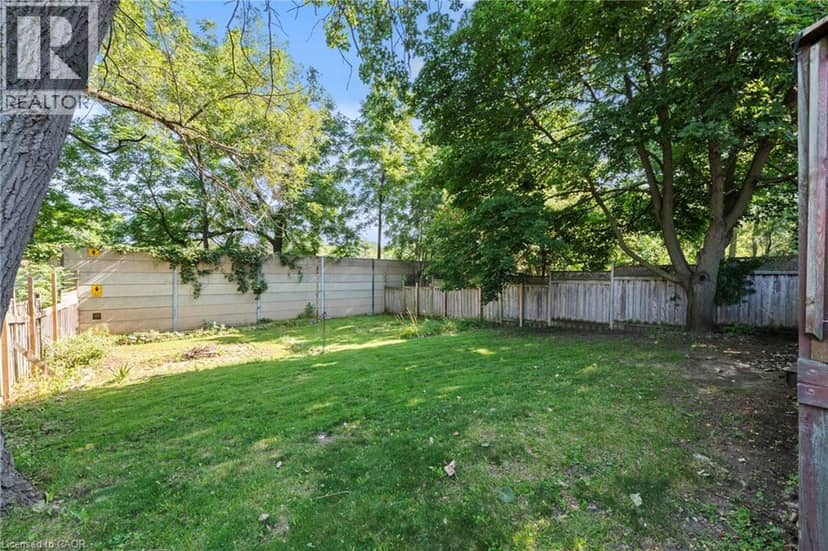 123 MORTON Avenue — photo 35 of 40