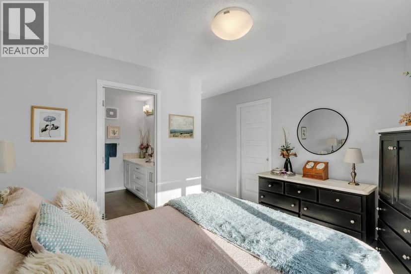 122 Harvest Grove  NE — photo 24 of 40