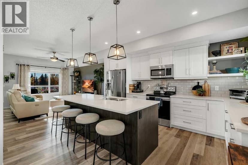 122 Harvest Grove  NE — photo 15 of 40