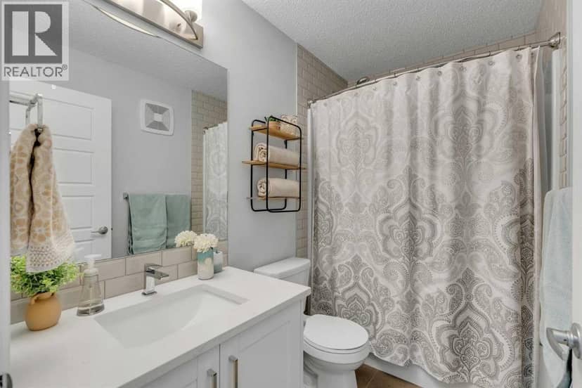 122 Harvest Grove  NE — photo 31 of 40