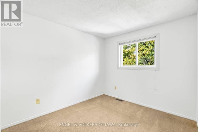 1379 Ambridge Way — photo 34 of 38