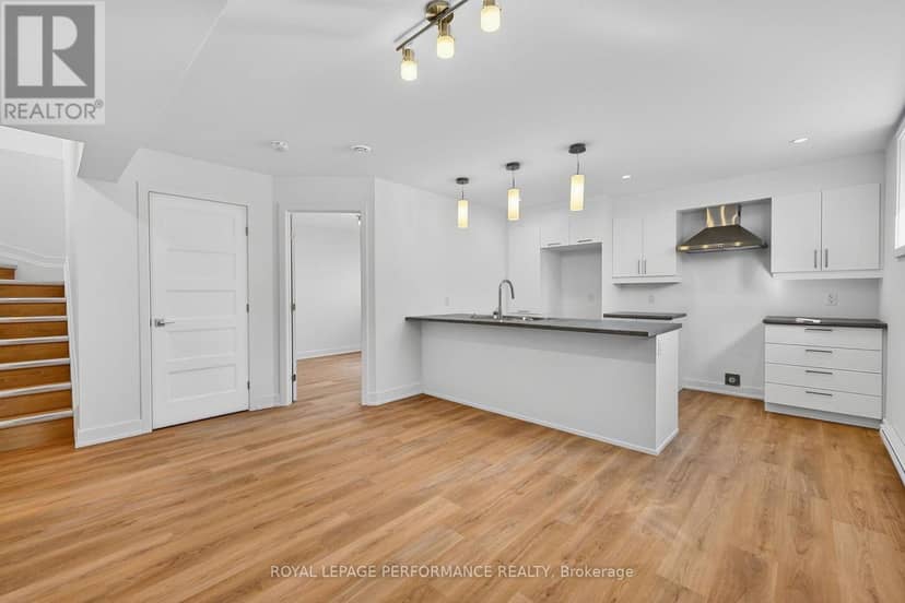 1367 Diamond Street — photo 24 of 40