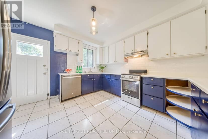 109 Norton Avenue — photo 12 of 35