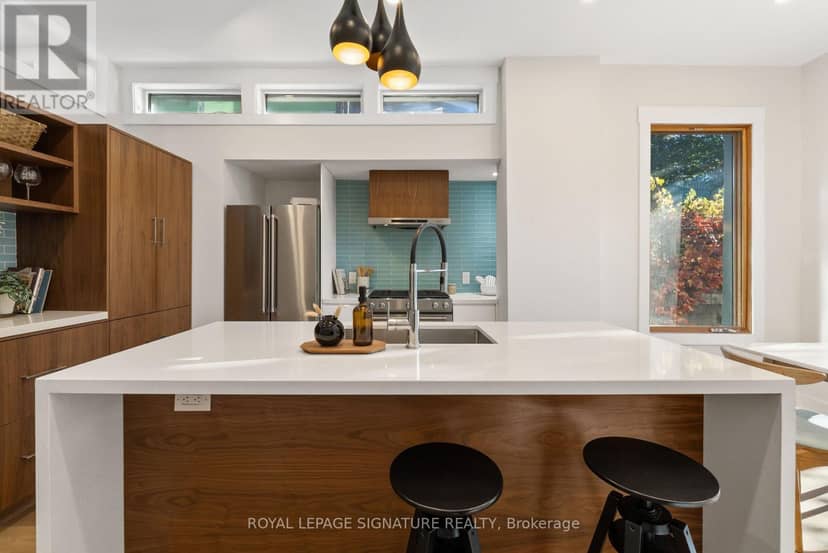 540 Crawford Street — photo 15 of 40