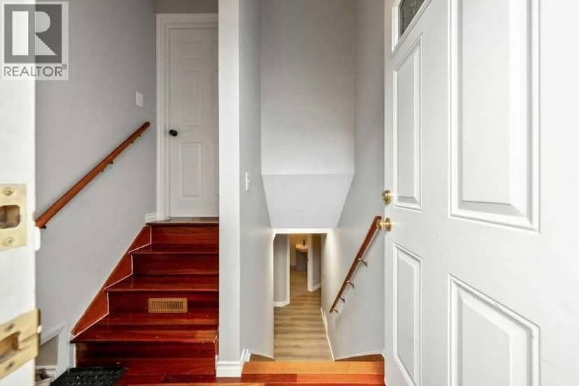 218A Allan Crescent SE — photo 20 of 36