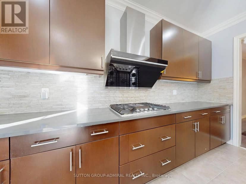 108 Baldry Avenue — photo 11 of 40