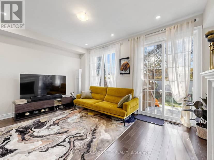96 Drizzel Crescent, Richmond Hill, photo 5