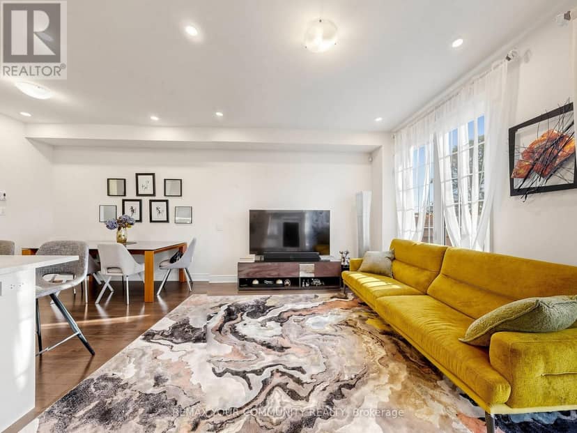 96 Drizzel Crescent, Richmond Hill, photo 7