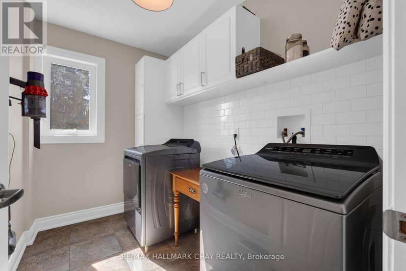 9 Howard Drive — photo 36 of 40