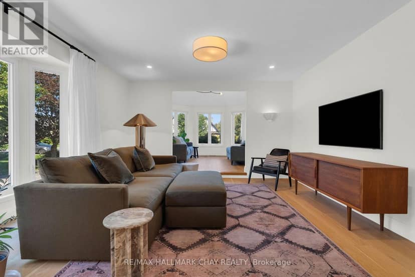 9 Howard Drive — photo 6 of 40