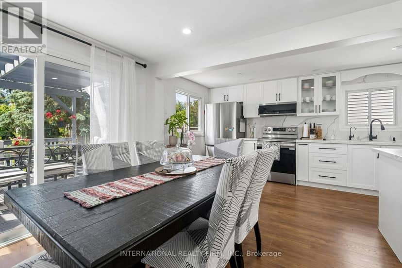 206 Hickling Trail — photo 13 of 40